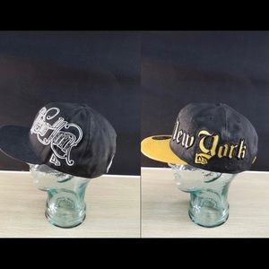Yankee fitted hat bundle
